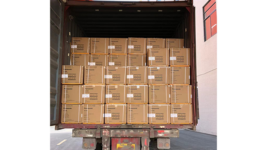 國內(nèi)知名品牌客戶裝柜完畢！順利發(fā)貨！